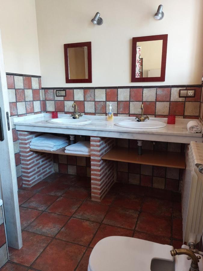 Higueras Y Olivos Holiday home *
