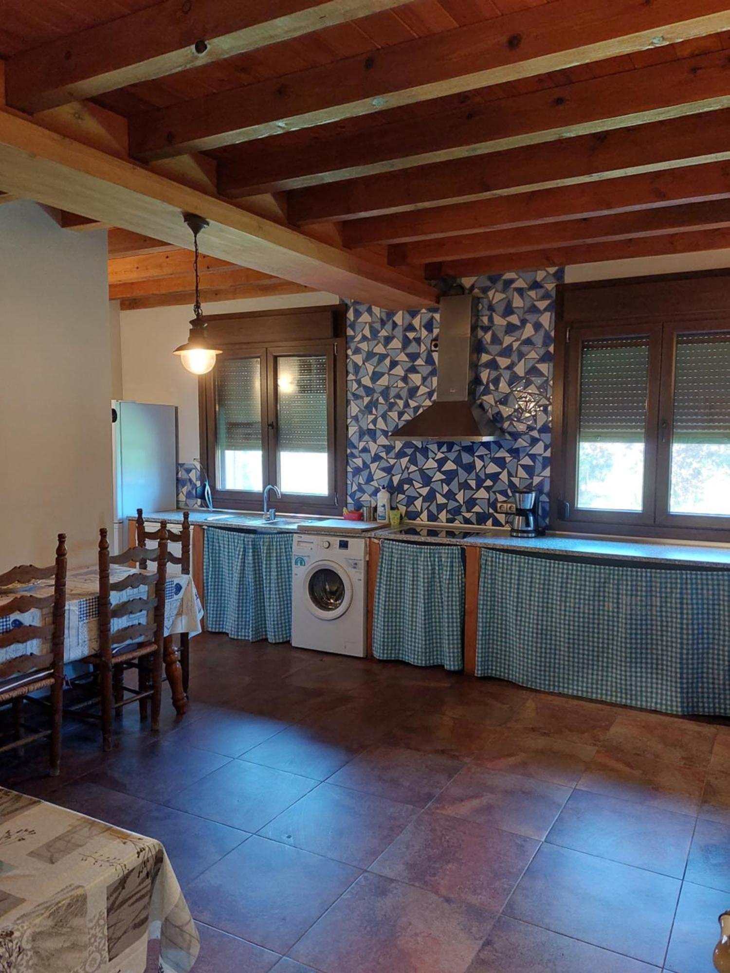 Higueras Y Olivos Holiday home Candeleda