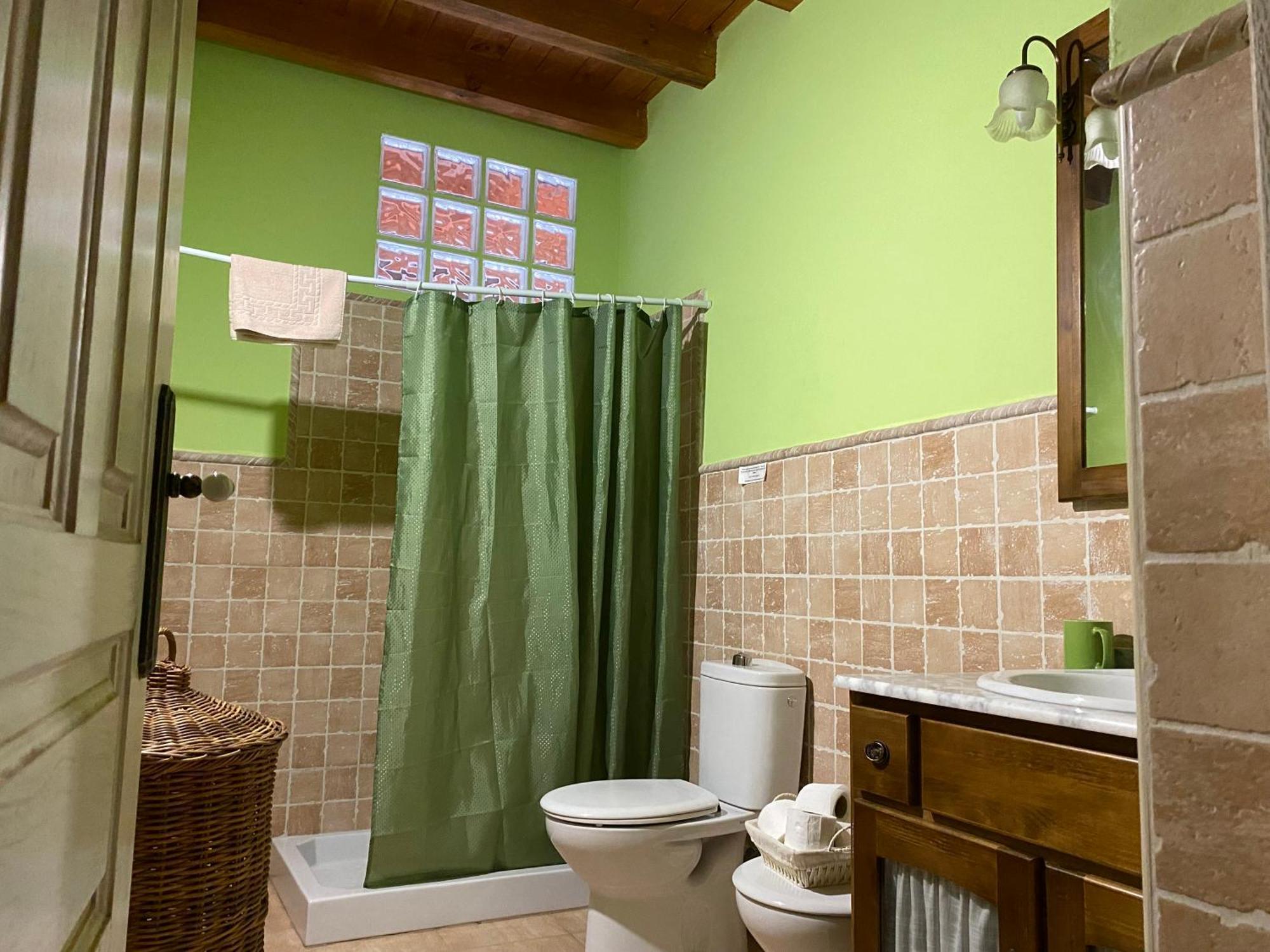Higueras Y Olivos Holiday home Candeleda